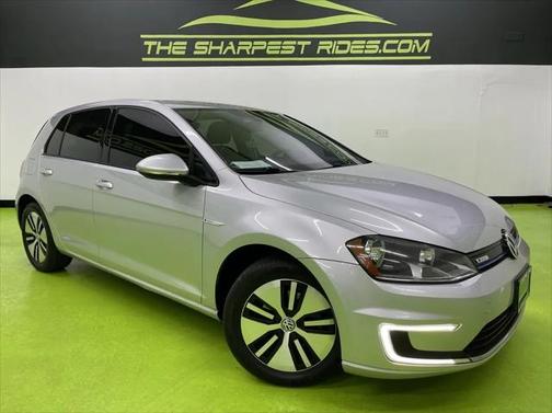 2016 Volkswagen e-Golf SE