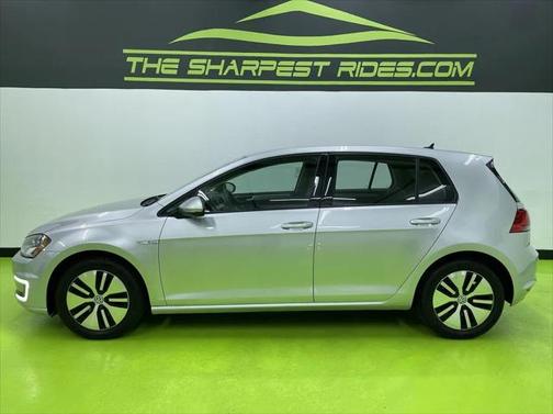 2016 Volkswagen e-Golf SE