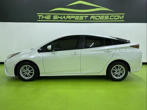 2018 Toyota Prius Two