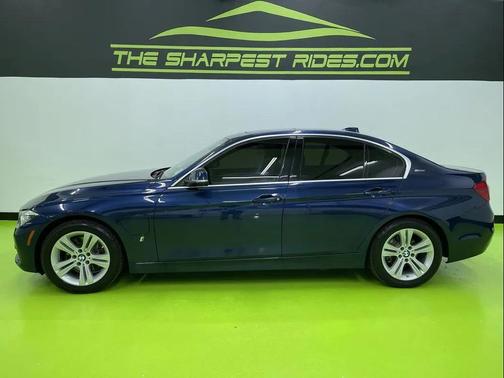 2018 BMW 330e iPerformance