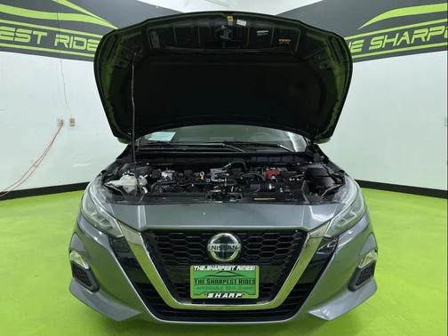 2021 Nissan Altima SR Intelligent AWD