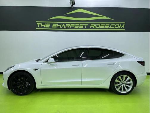 2020 Tesla Model 3 Standard Range Plus