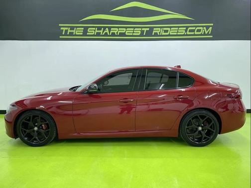 2020 Alfa Romeo Giulia Base