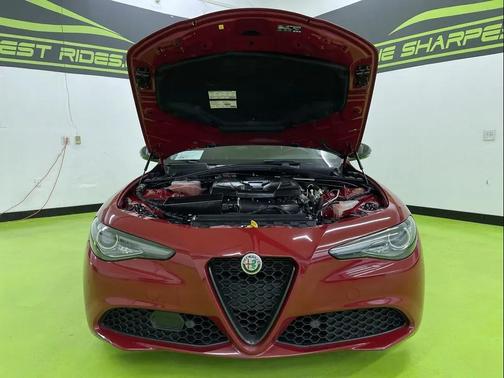 2020 Alfa Romeo Giulia Base