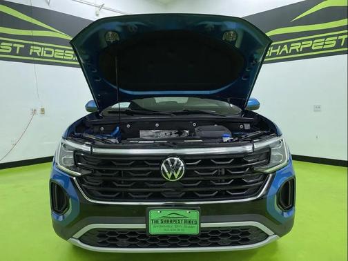 2024 Volkswagen Atlas Cross Sport 2.0T SE w/Technology 4MOTION