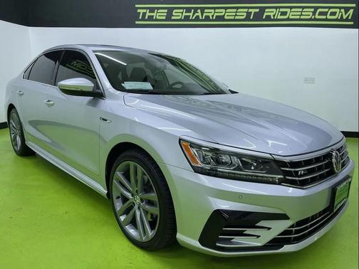 2019 Volkswagen Passat 2.0T R-Line