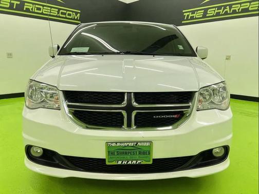White 2020 Dodge Grand Caravan SXT