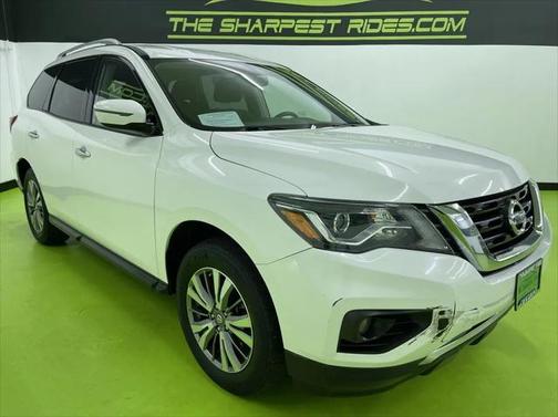 2018 Nissan Pathfinder SV