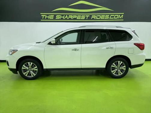 2018 Nissan Pathfinder SV