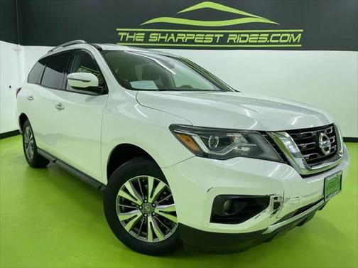 2018 Nissan Pathfinder SV