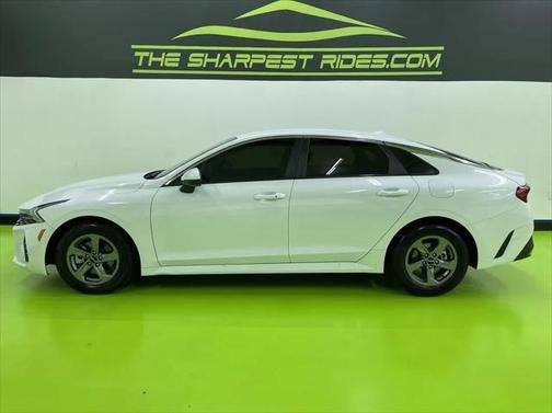 2022 Kia K5 LXS