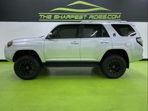2018 Toyota 4Runner SR5