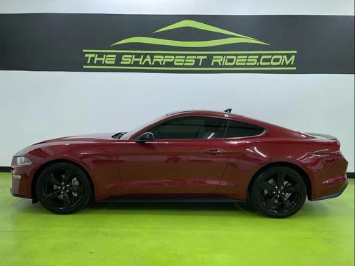2022 Ford Mustang EcoBoost Premium