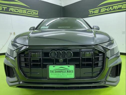2020 Audi Q8 55 Prestige