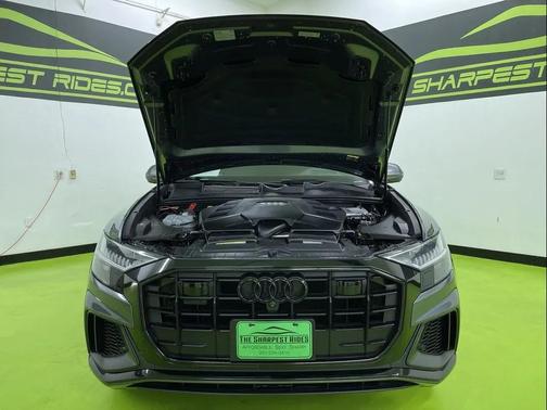 2020 Audi Q8 55 Prestige