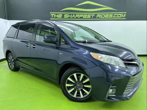Blue 2018 Toyota Sienna XLE