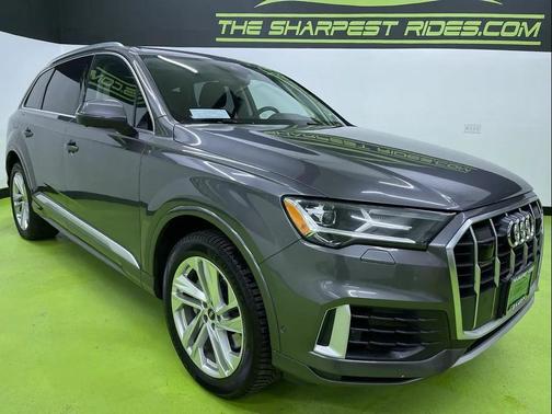 2022 Audi Q7 55 Premium Plus