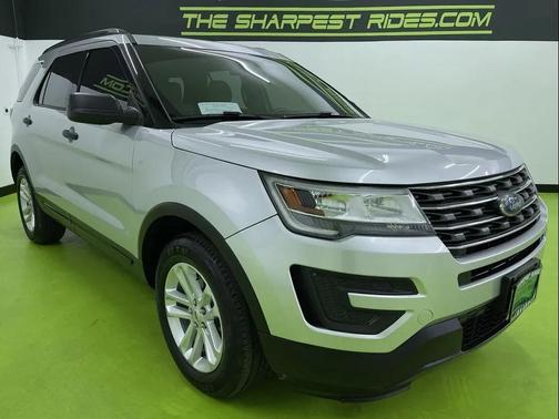 2017 Ford Explorer Base