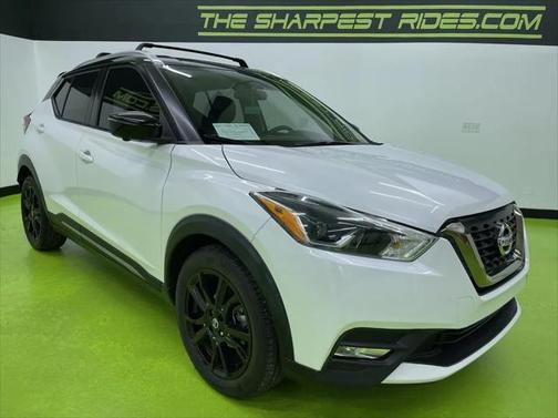 2019 Nissan Kicks SR