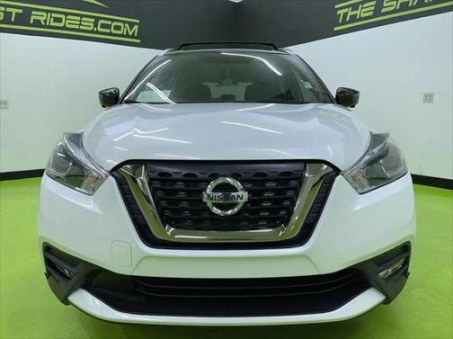 2019 Nissan Kicks SR