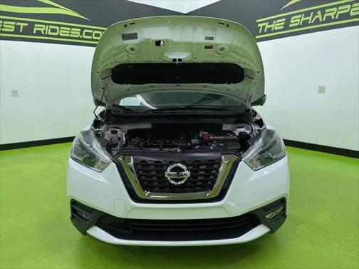 2019 Nissan Kicks SR