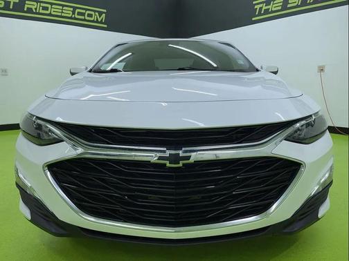 2023 Chevrolet Malibu FWD RS
