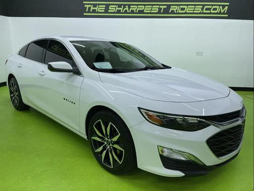 2023 Chevrolet Malibu FWD RS