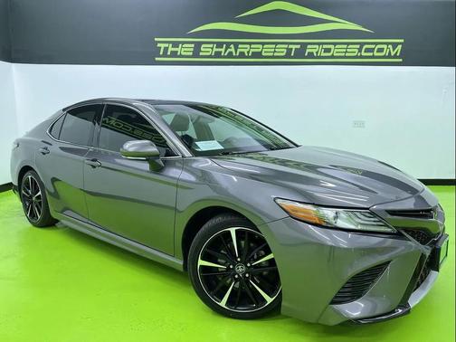 Gray 2018 Toyota Camry XSE
