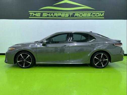 Gray 2018 Toyota Camry XSE