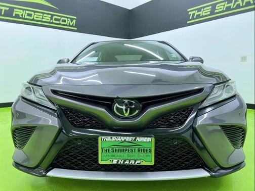 Gray 2018 Toyota Camry XSE