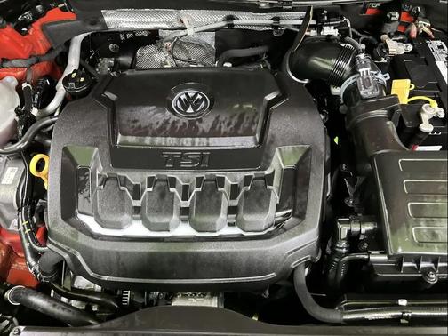 Red 2018 Volkswagen Tiguan 2.0T SEL