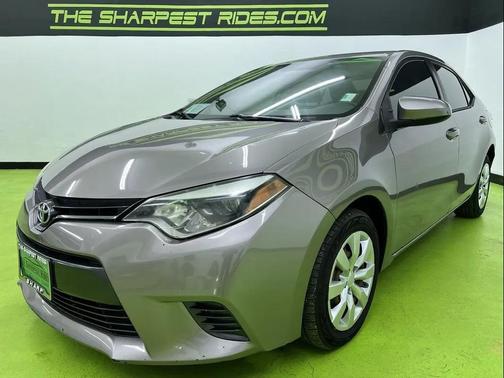 Beige 2016 Toyota Corolla LE