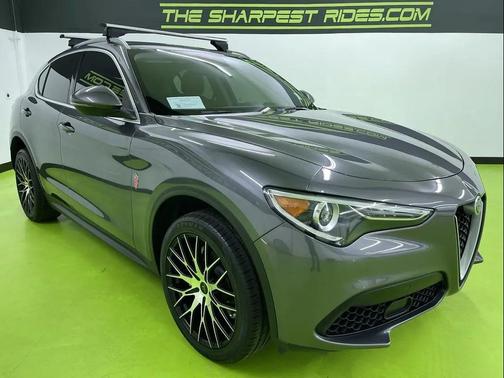 2018 Alfa Romeo Stelvio Base