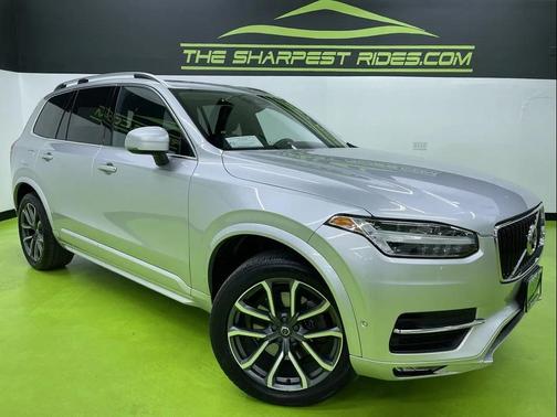 2018 Volvo XC90 T5 Momentum