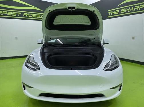 2023 Tesla Model Y Long Range Dual Motor All-Wheel Drive