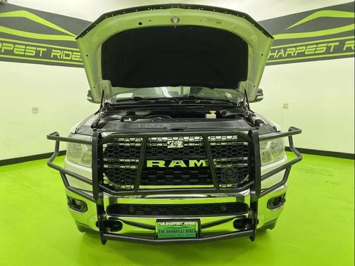 White 2022 RAM 1500 Big Horn/Lone Star
