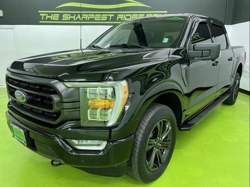 Black 2021 Ford F-150 XLT