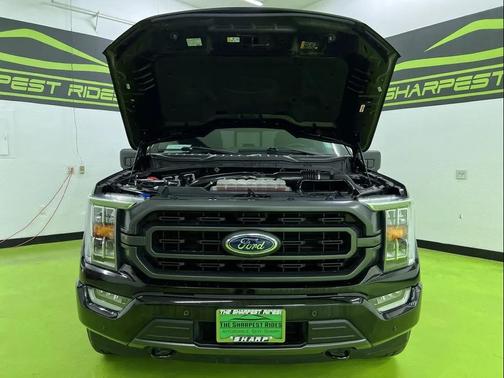 Black 2021 Ford F-150 XLT