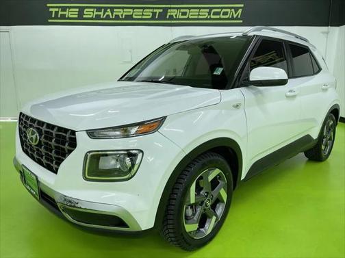 2022 Hyundai VENUE SEL