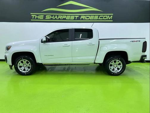 White 2022 Chevrolet Colorado LT