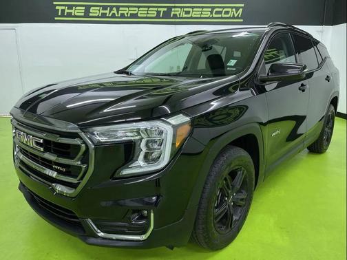 2023 GMC Terrain AWD AT4
