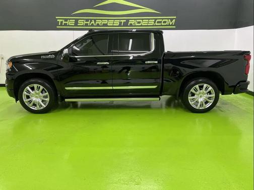 Black 2023 Chevrolet Silverado 1500 High Country