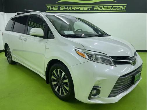2019 Toyota Sienna Limited Premium