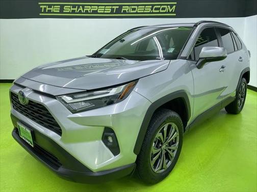 2022 Toyota RAV4 Hybrid XLE Premium