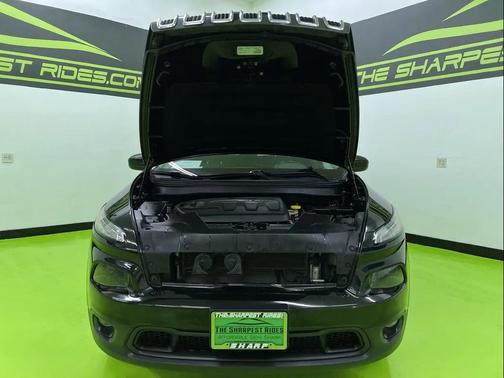 Black 2017 Jeep Cherokee Latitude
