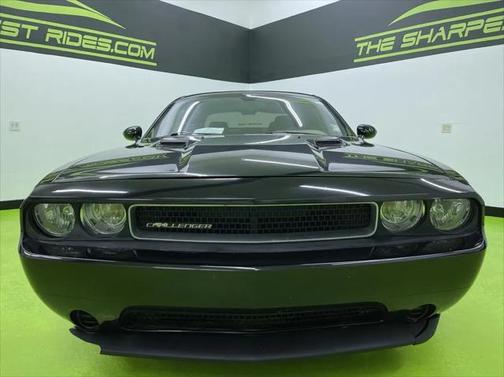 2012 Dodge Challenger SXT