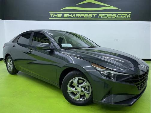 2021 Hyundai ELANTRA SE