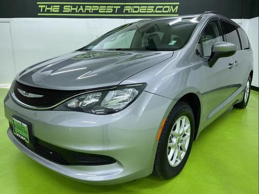 2021 Chrysler Voyager LXI