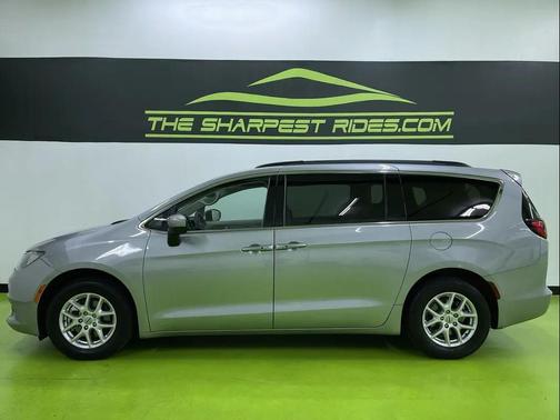 2021 Chrysler Voyager LXI
