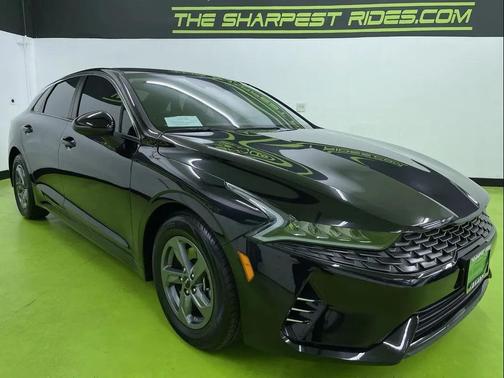 Black 2023 Kia K5 LXS